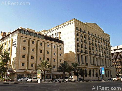 Royal Ascot Hotel